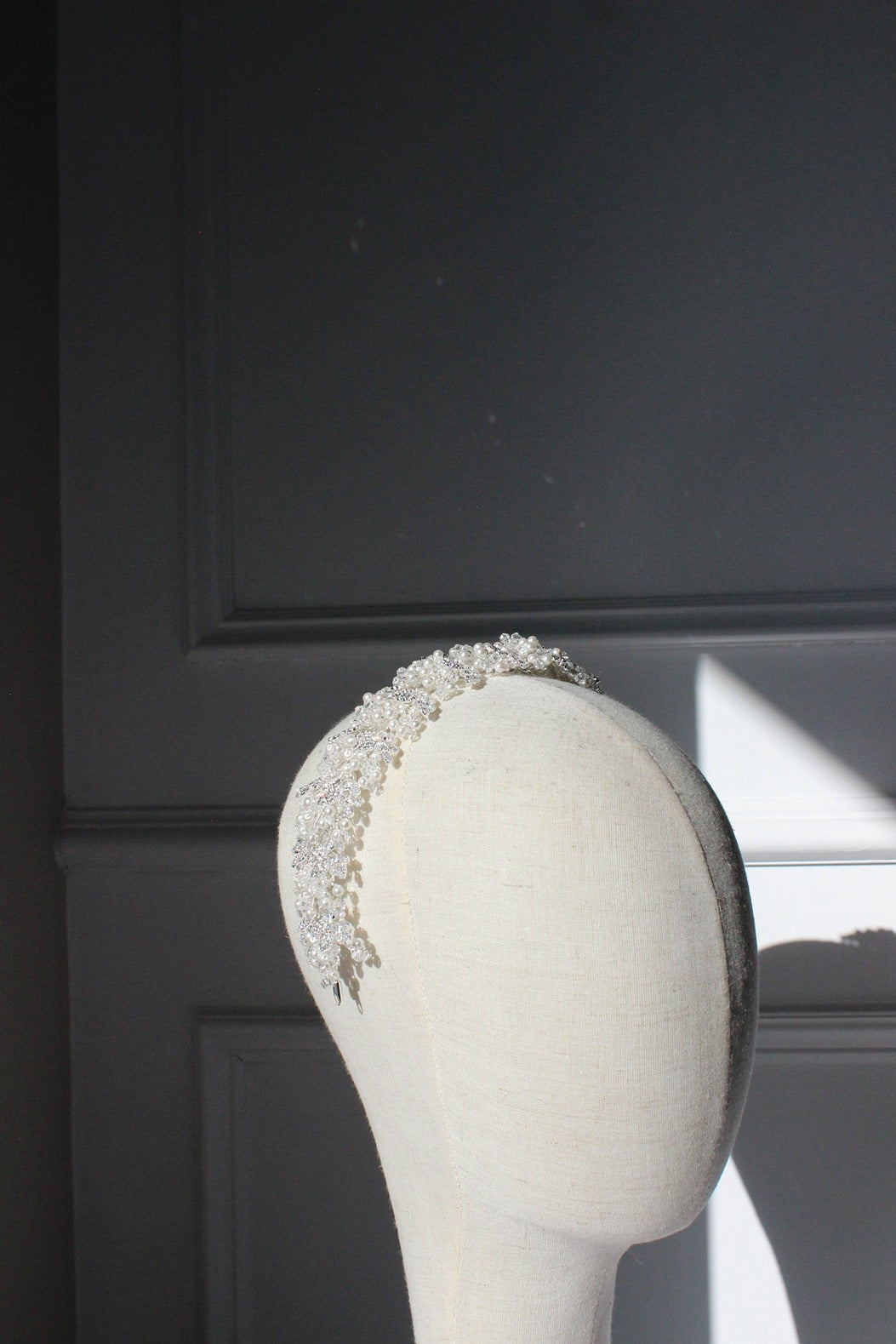 Bridal headpiece on mannequin