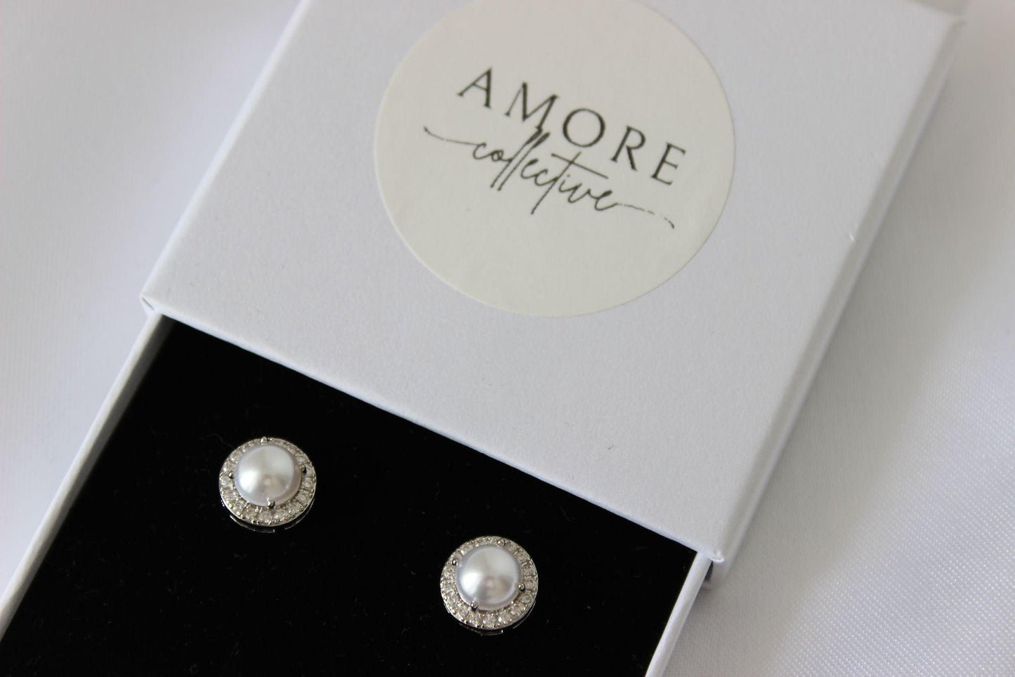 "NATALIE" Pearl Silver Studs