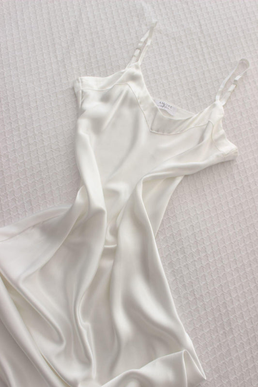 Amore Collective bridal wedding accessories robes slips